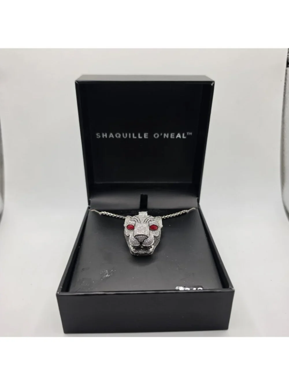 Shaquille ONeal box new